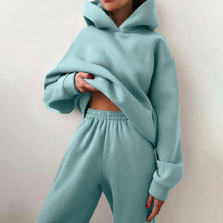 W&W Mode - Bequemer Kapuzen-Zweiteiler im Oversize-Look