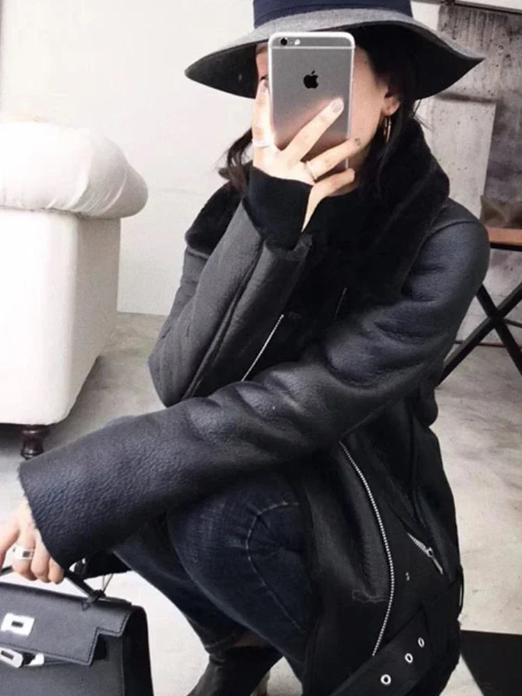 W&W Mode - Dicke Faux-Lederjacke