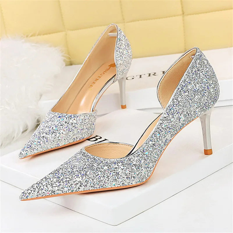 W&W Mode | Glitzernder, Spitzer Stiletto Absatz