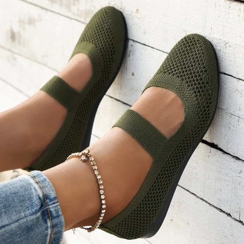 W&W Mode | Bequeme Schuhe mit Riemen