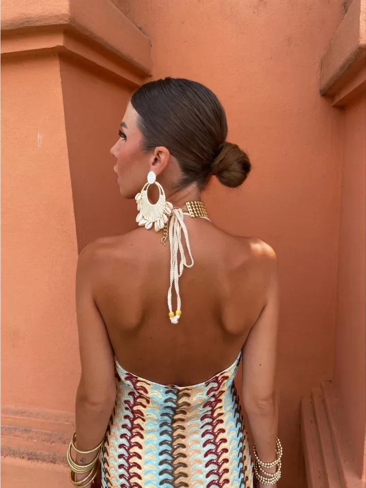 Damenkleid ohne Ärmel mit V-Ausschnitt