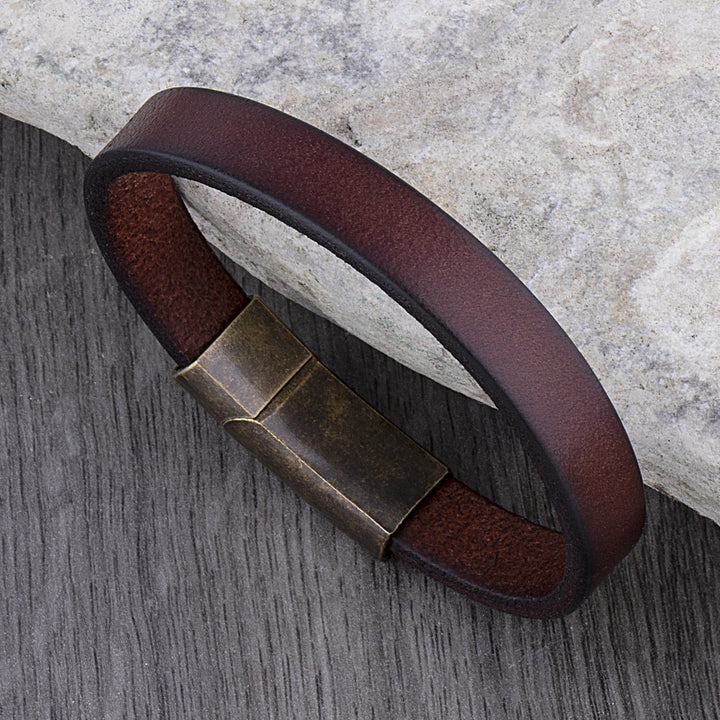 W&W Mode | Robuste Lederarmband mit Messingschließe