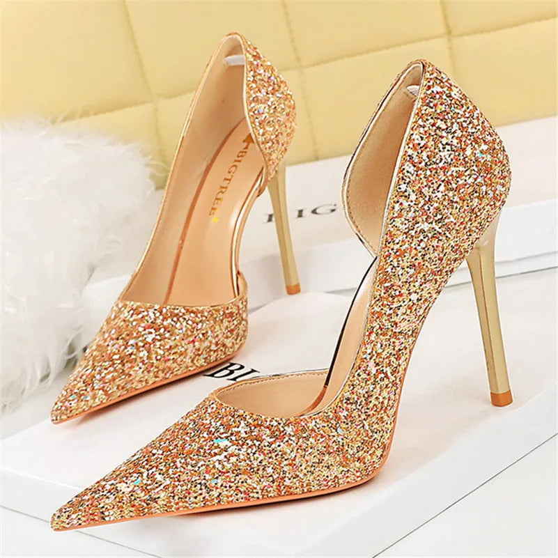 W&W Mode | Glitzernder, Spitzer Stiletto Absatz