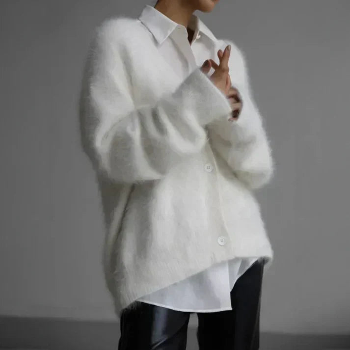 W&W Mode | Luxuriöser Überdimensionierter Flauschiger Kaschmirpullover Mit Knopfverschluss