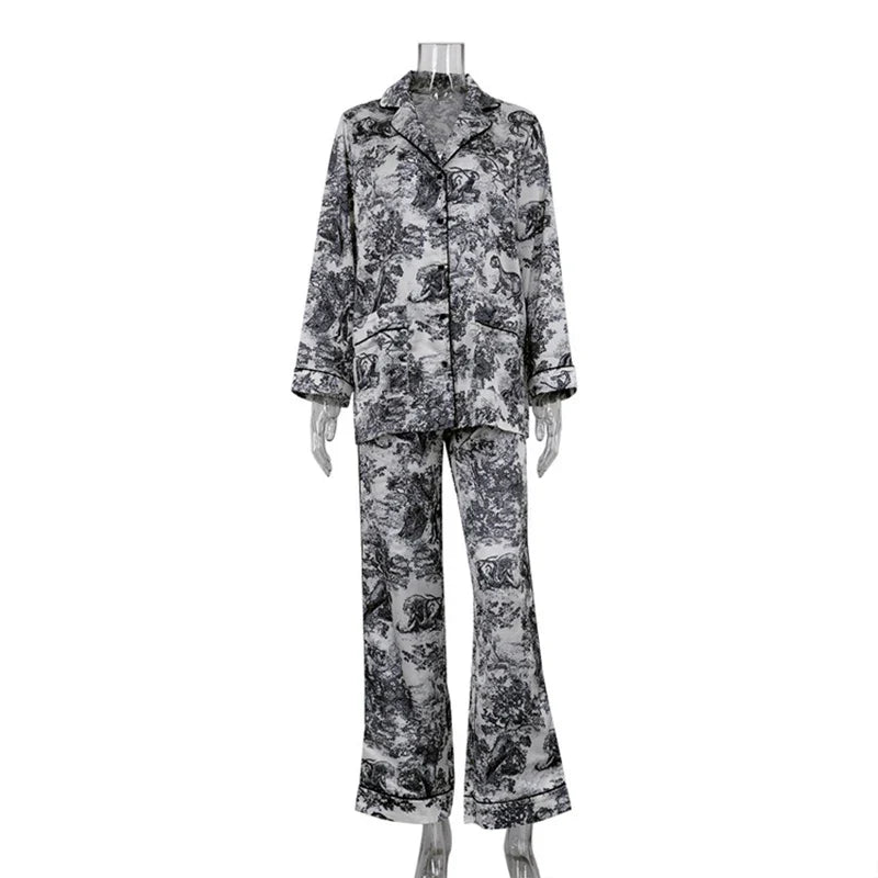 W&W Mode | Bedrucktes Satin-Pyjama-Set