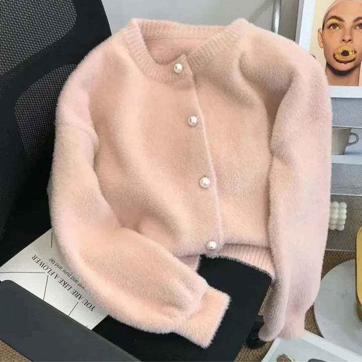 W&W Mode | Weich gestrickte Jacke mit Perlmuttknöpfen für Damen