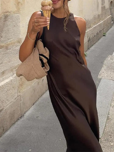 W&W Mode | Einfarbiges Satin Ärmelloses Maxikleid