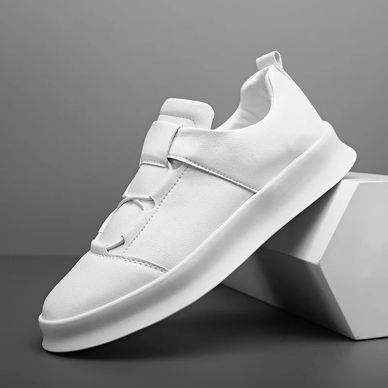 W&W Mode | Moderne Leder-Sneaker mit niedrigem Schaft