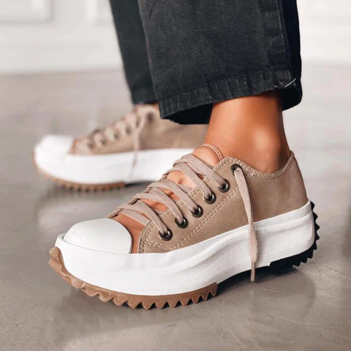 W&W Mode | Bequeme Plateau Sneaker für Damen