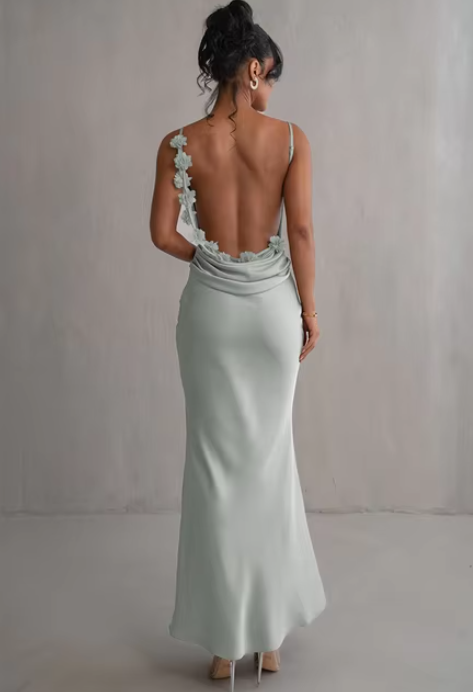 W&W Mode | Modisches Florales Kleid Mit Drapiertem Rückenausschnitt