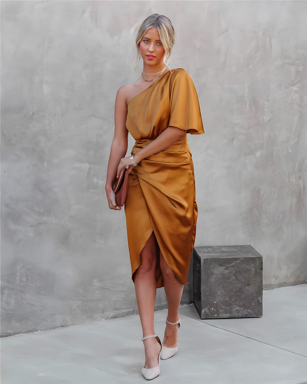 Drunef-elegantes-one-shoulder-abendkleid-aus-satin-asymmetrisches-partykleid-aus-satin-mit-ruschen