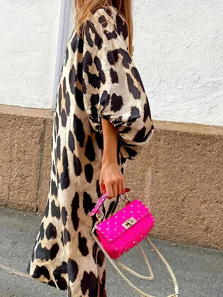 W&W Mode | Kleid mit Leopardenmuster und Dreiviertelärmeln