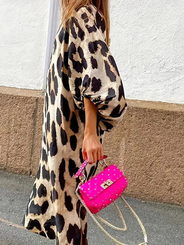 W&W Mode | Kleid mit Leopardenmuster und Dreiviertelärmeln