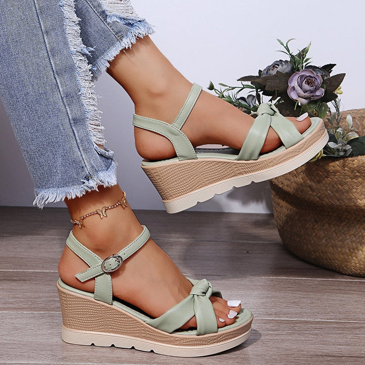 W&W Mode | Elegante Sandalen mit geknoteten Riemen für Damen