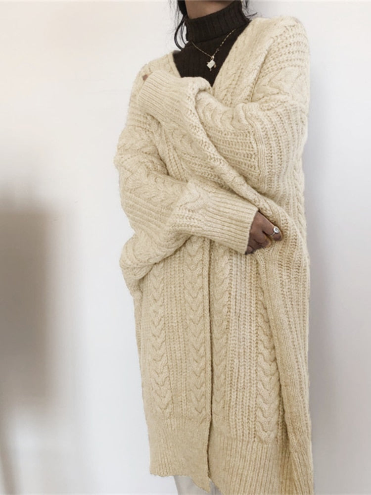 Lange Damen-Strickjacke aus Wolle