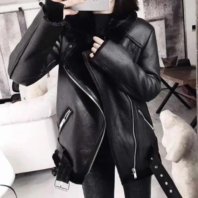 W&W Mode - Dicke Faux-Lederjacke