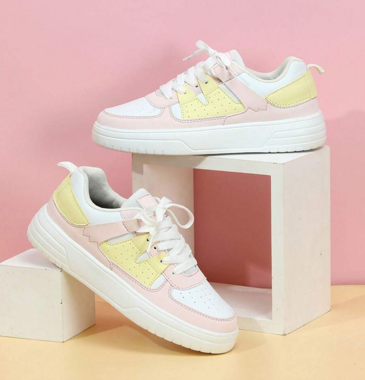 W&W Mode | Bunte Schnürschuhe für Damen