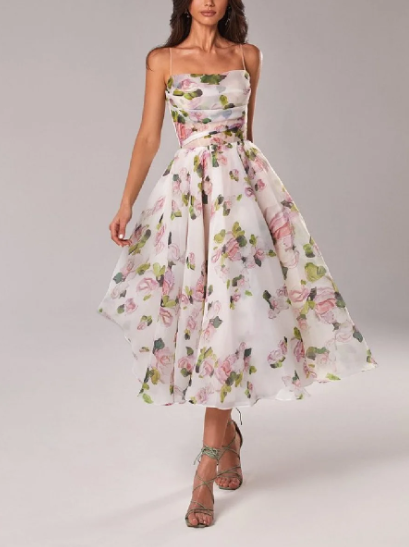 W&W Mode | Asymmetrisches Kleid mit bedrucktem Gürtel