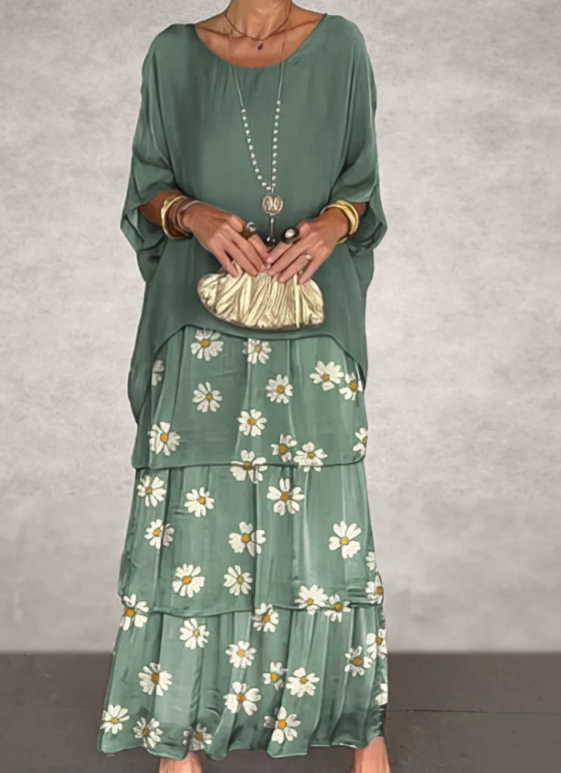 W&W Mode | Elegantes Maxikleid mit weitem Rundhalsausschnitt