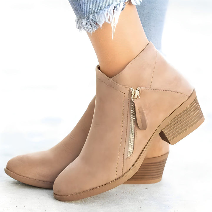 W&W Mode – Stylische Wildlederstiefel