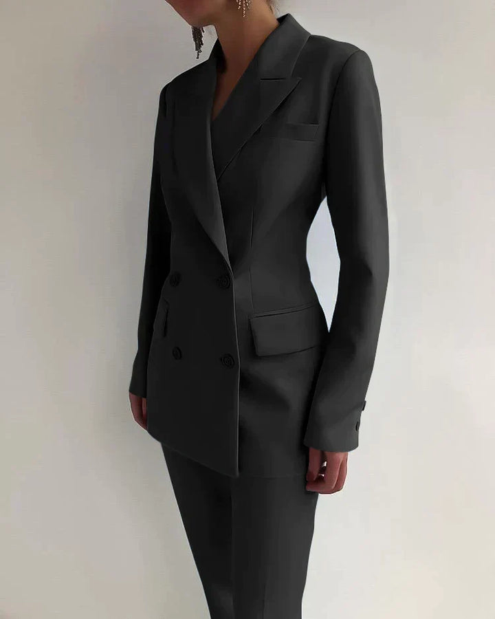 W&W Mode | Elegantes Ensemble Bestehend Aus Einem Raffinierten Blazer Und Einer Eleganten Hose