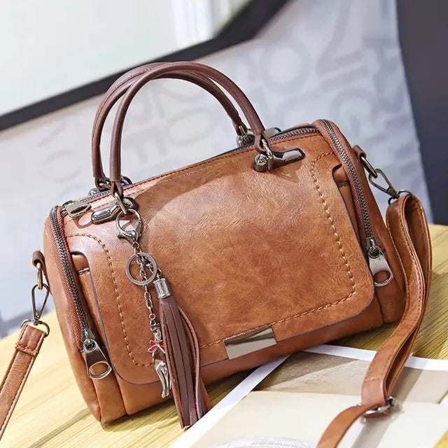 W&W Mode – Damen-Schultertasche mit Quasten-Dekor: großes Fassungsvermögen, modisches Design