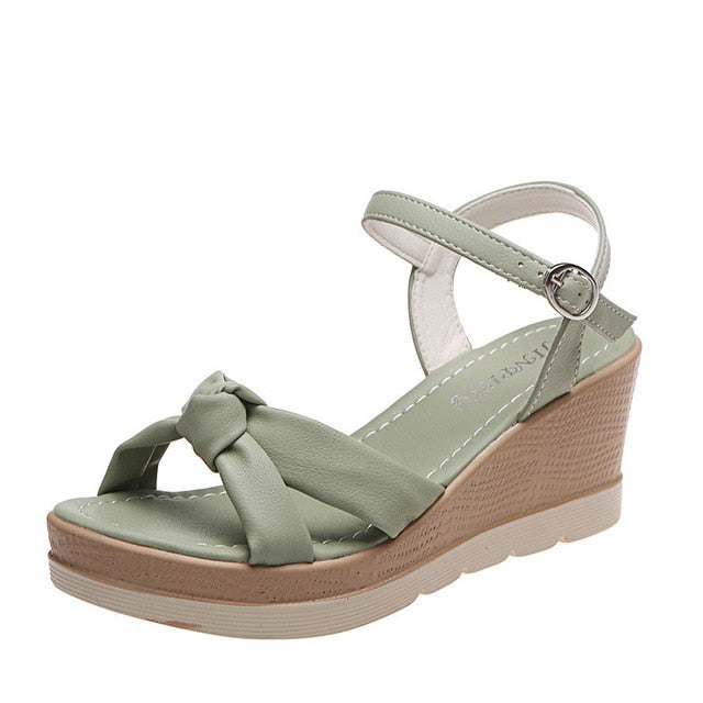 W&W Mode | Elegante Sandalen mit geknoteten Riemen für Damen
