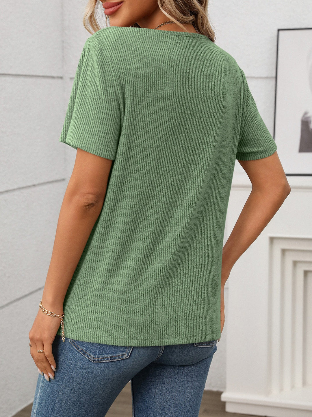 W&W Mode | Geripptes V-Ausschnitt Kurzarm T-Shirt