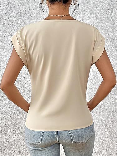 W&W Mode Damen-T-Shirt – Unregelmäßiger Schnitt