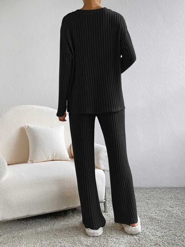 W&W Mode | Kuscheliges Strickset für Damen