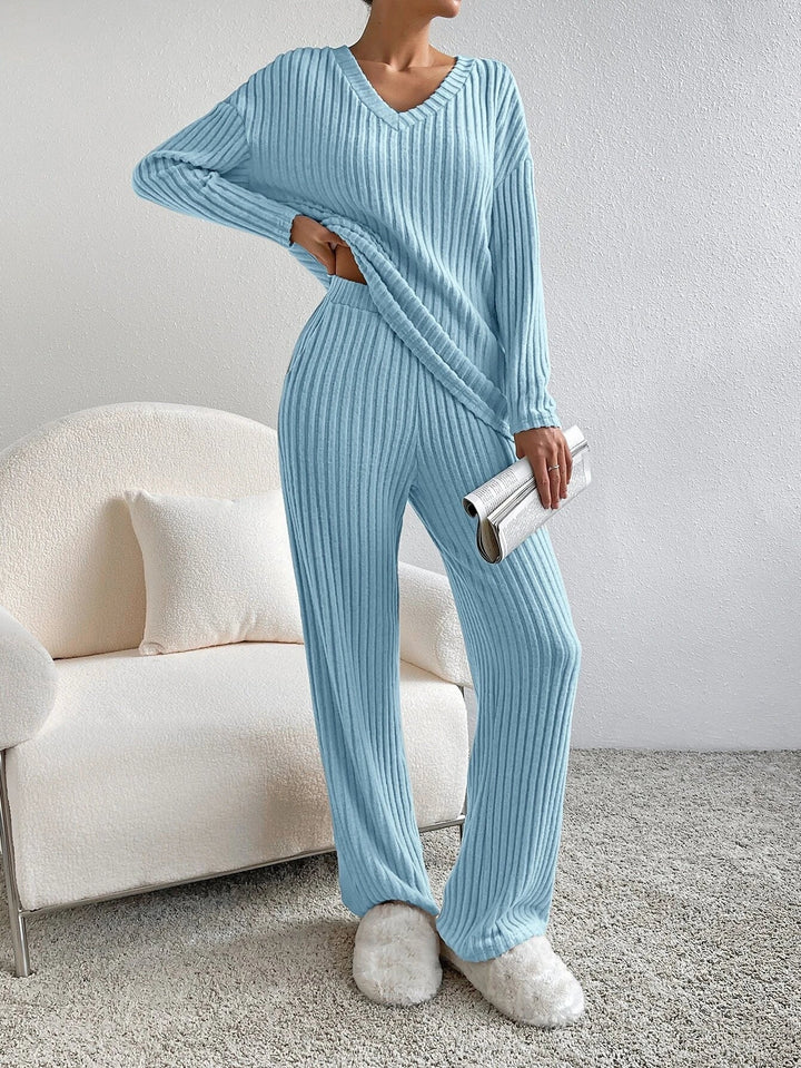 W&W Mode | Kuscheliges Strickset für Damen