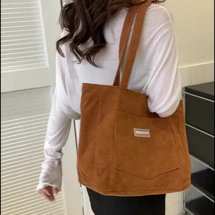 Damen Cordtasche mit geräumigem Innenfach und vielseitiger Trageweise