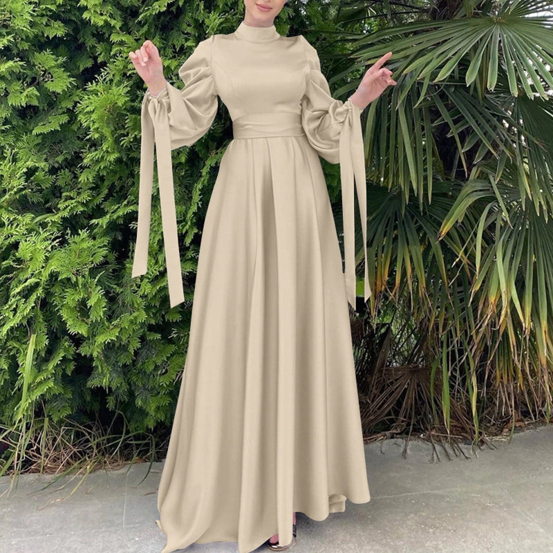 Damen Satin-Maxikleid mit Gürtel und passendem Schal