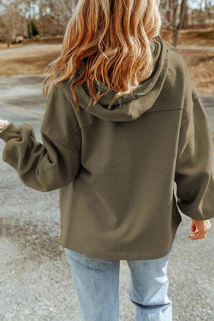 W&W Mode | Hoodie - lässige Damenjacke mit Reißverschluss und Brusttaschen