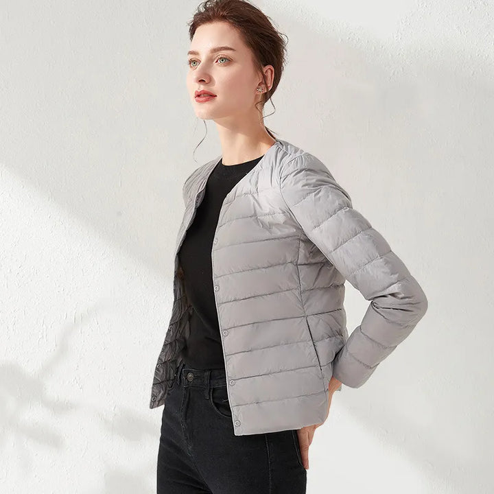 W&W Mode | Leichte, Kragenlose, Schlankmachende Daunenjacke Für Frauen
