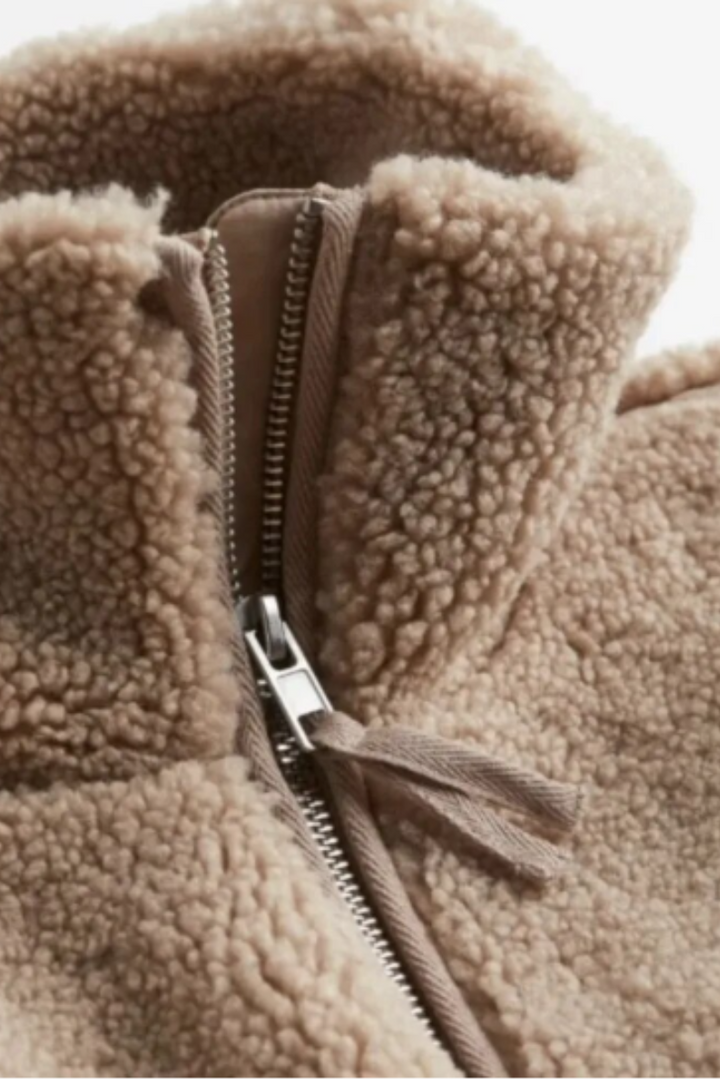 Damen-Teddyjacke in Weiß mit weicher, kuscheliger Struktur
