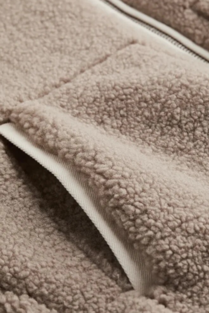 Damen-Teddyjacke in Weiß mit weicher, kuscheliger Struktur