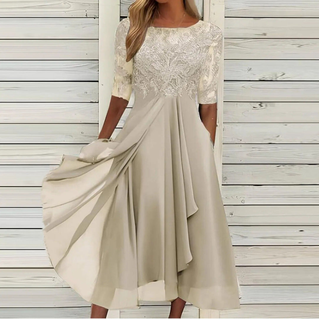 W&W Mode | Stilvolles Kleid Mit Zarter Spitze