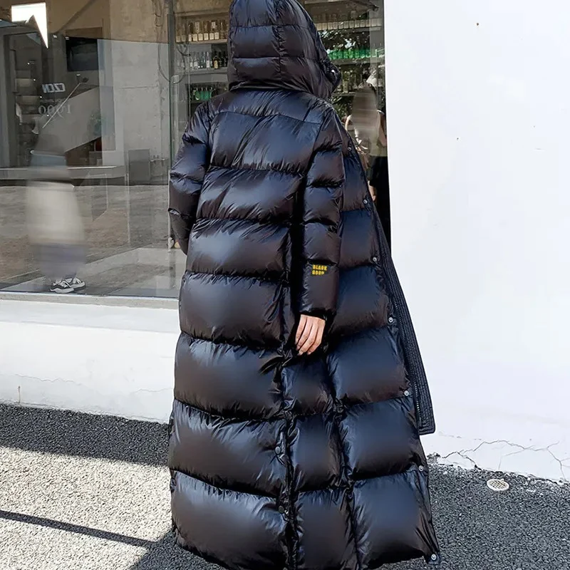 W&W Mode - Lange Daunenjacke mit Fellkragen