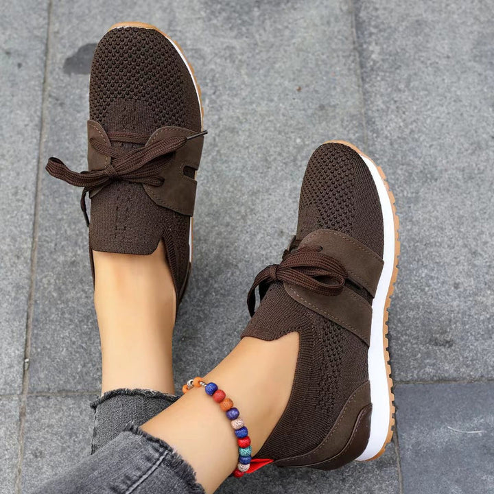 Orthopädische Sneaker mit stützender Passform