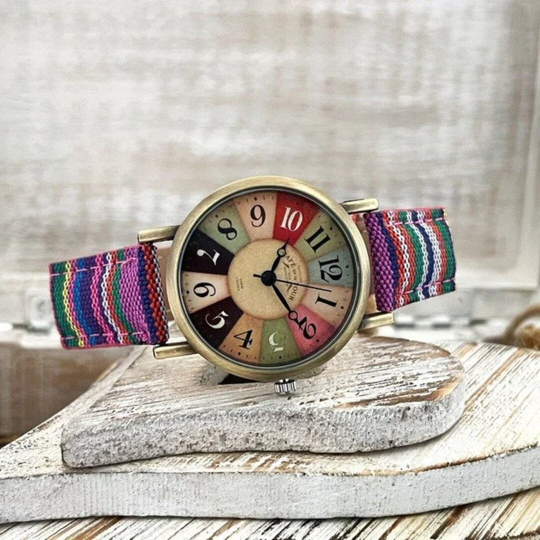 W&W Mode | Mehrfarbige Regenbogen Muster Uhr