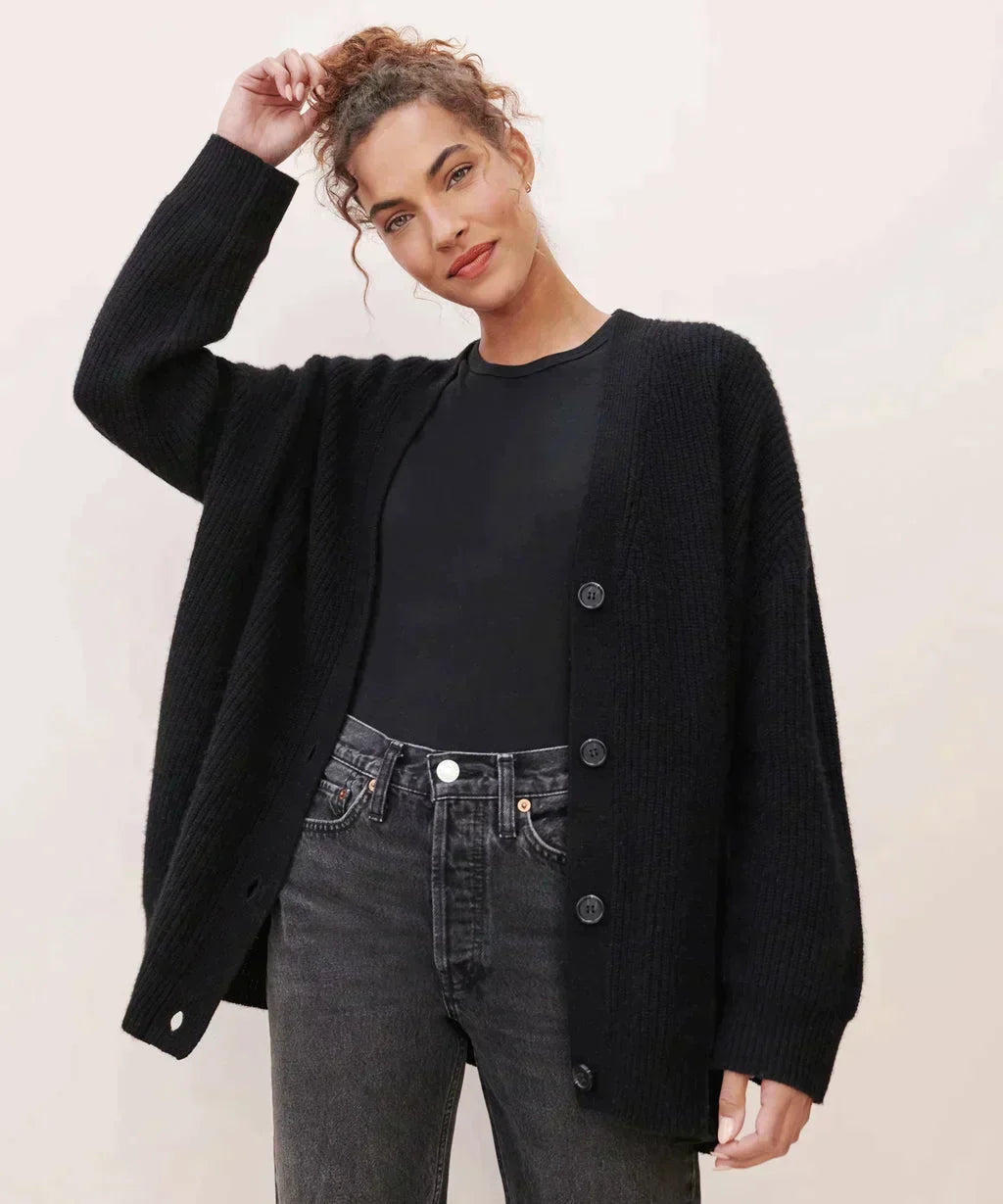 W&W Mode | Stilvolle Kaschmir-Strickjacke