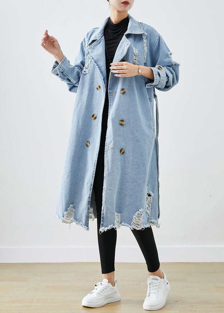 W&W Mode | Feminine Eleganz in einem Damen-Jeansmantel - Wintersaison 2024