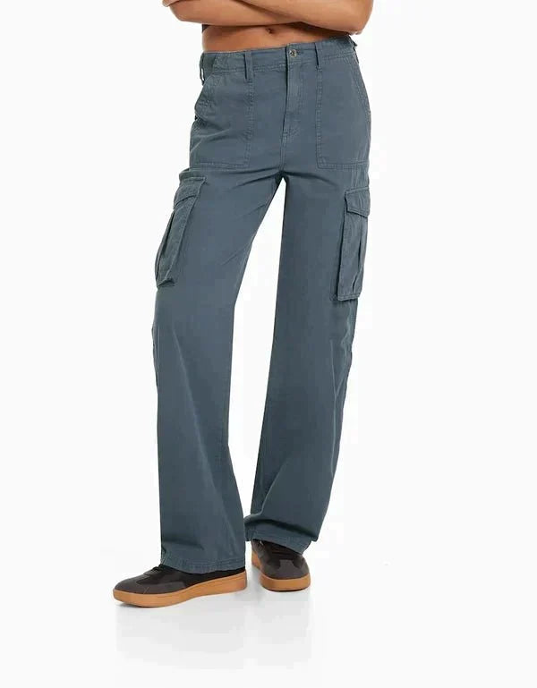 Gerade Cargohose