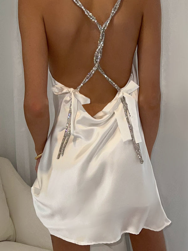 W&W Mode | Elegantes Satin-Ketten-Trägerkleid