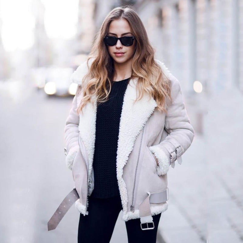 W&W Mode | Oversize Lammfelljacke