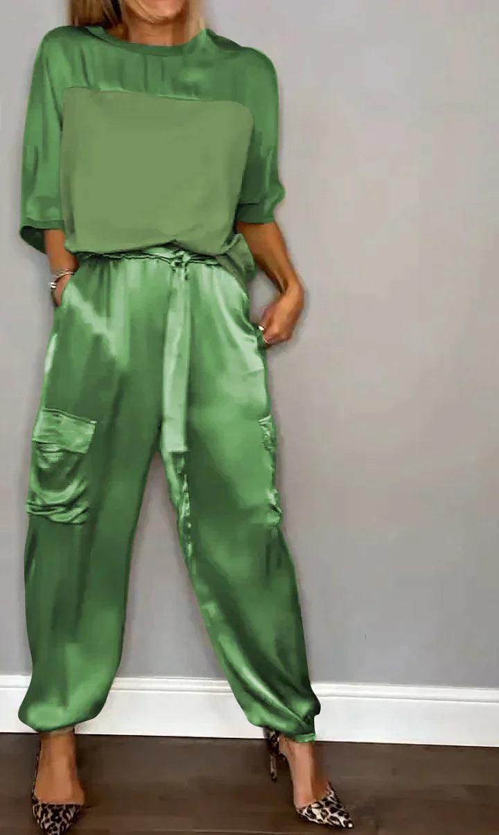 W&W Mode | Jumpsuit aus glattem Satin mit halblangem Oberteil und Hose für Frauen