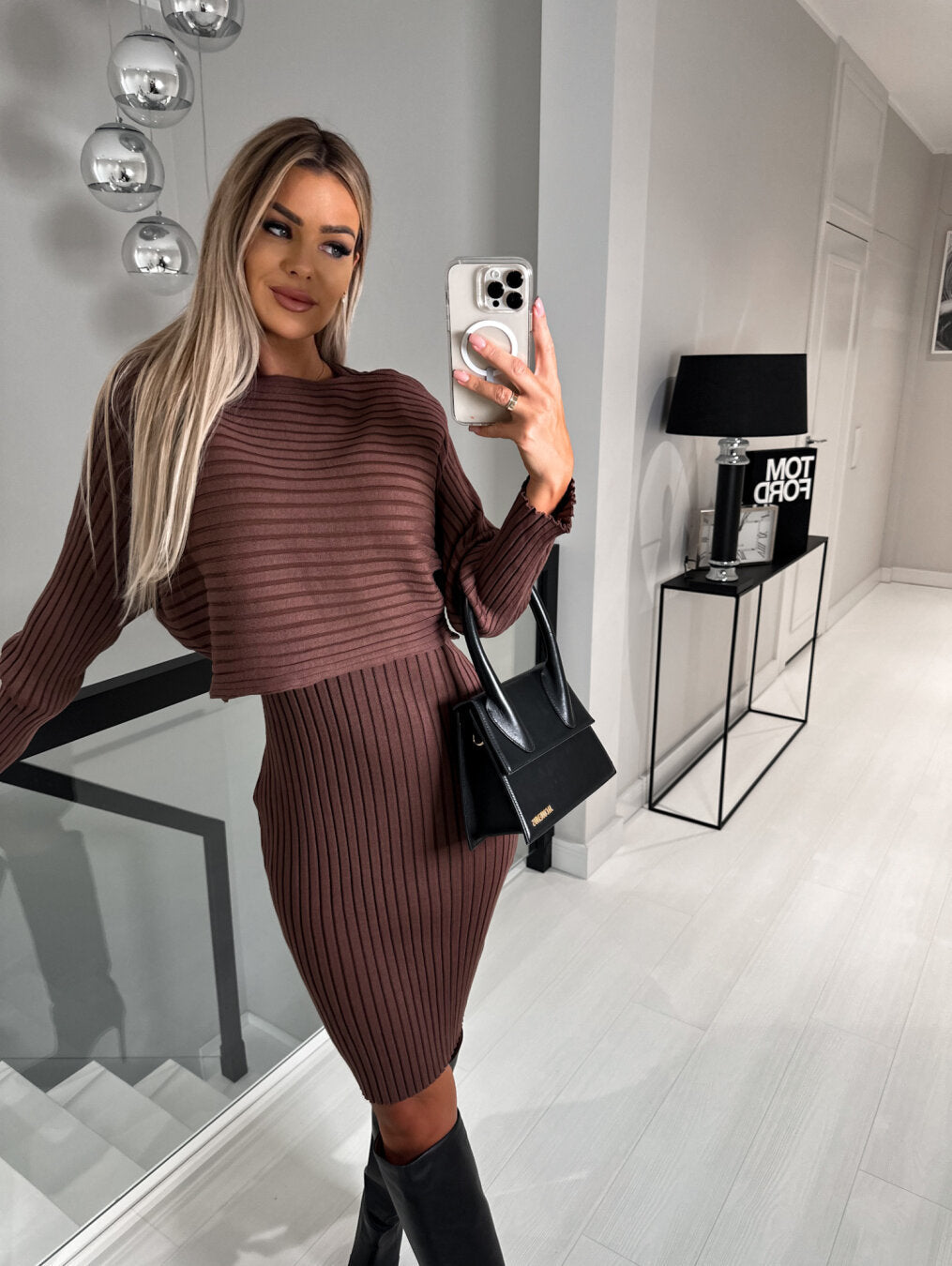 W&W Mode - Ärmelloses Kleid mit passendem Pullover