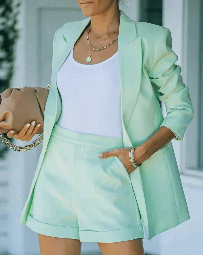 W&W Mode | Stilvolle Blazer & Shorts Satz