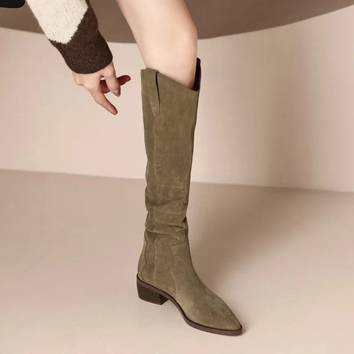 W&W Mode - Vintage-Stiefel aus Wildleder mit Rüschen